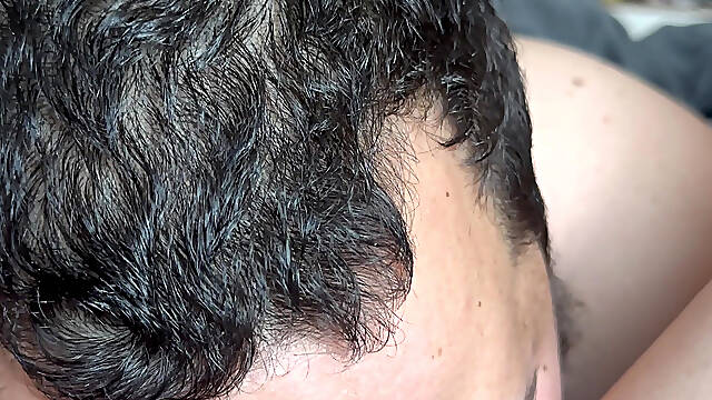 Eating Girlfriend Out