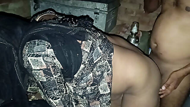 Najma Bhabhi Ki Dekh Toh Main Mad Ho Gaya Bhabhi Ji Kya Hai