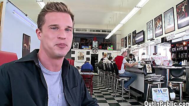 Gay dude drops on his knees to suck a dick of a horny stranger